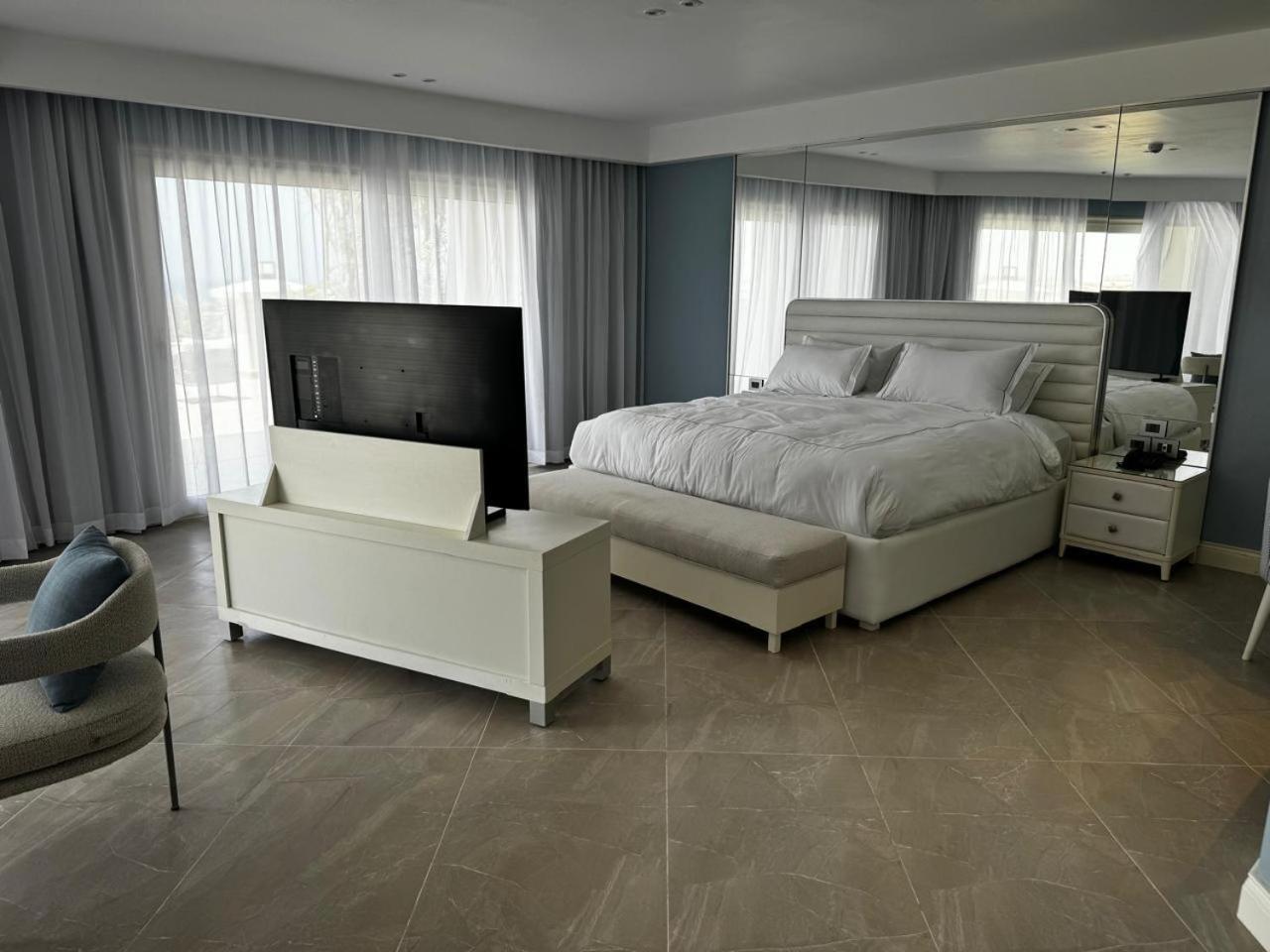 Cleopatra Sidi Heneish Hotel Марса Матрух Екстериор снимка