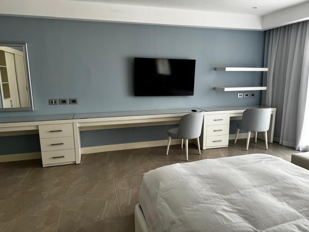Cleopatra Sidi Heneish Hotel Марса Матрух Екстериор снимка